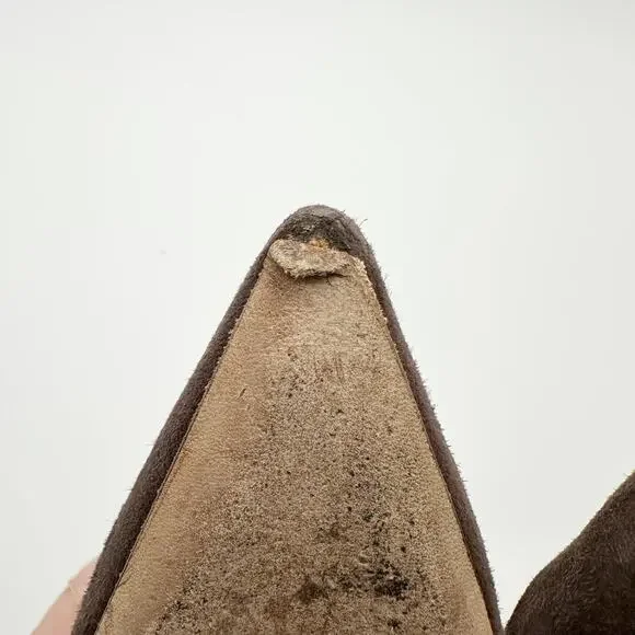 Manolo Blahnik BB Pointed Toe Suede Pumps Chocolate Brown Taupe Size 38.5 - Picture 14 of 15